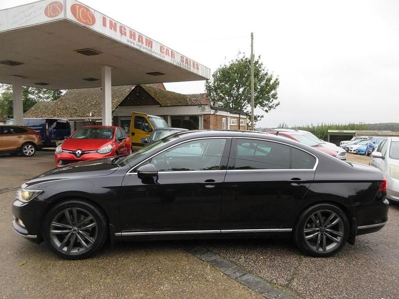 Used VW Passat GT 150 HP (110 kW) 2015 Black Sedan