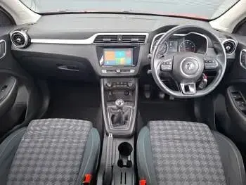 Used MG ZS Excite 106 HP (77 kW) 2018 Orange SUV