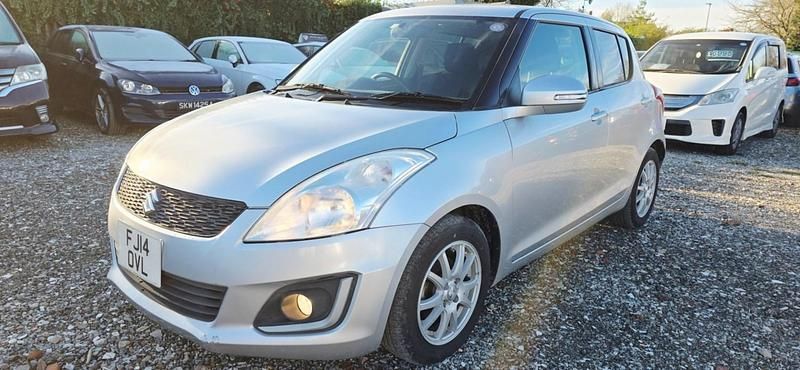 Used Suzuki Swift 101 HP (74 kW) 2014 Silver Hatchback