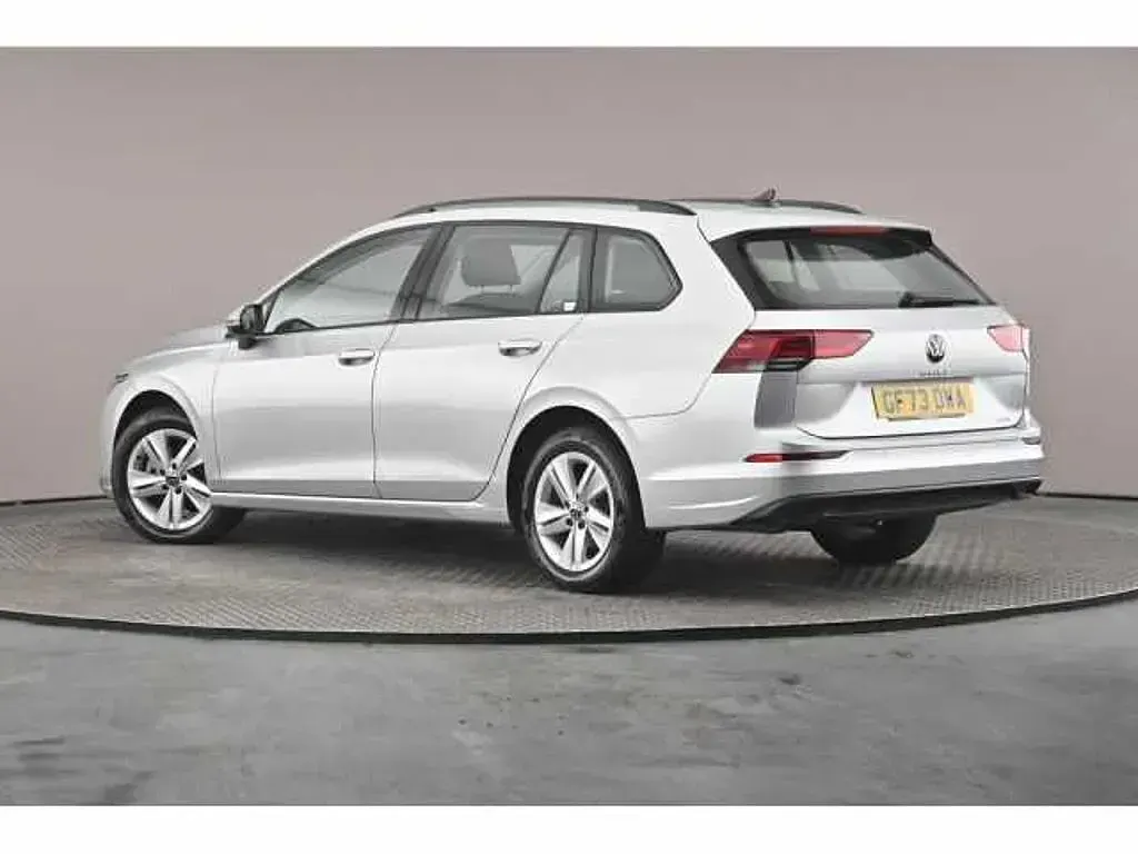 Used VW Golf VIII 130 HP (95 kW) 2023