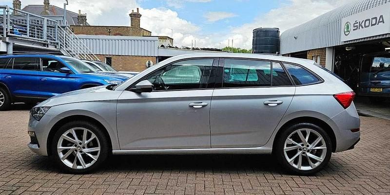 Used Skoda 110 R SE L 81 HP (59 kW) 2023 Brilliant silver metallic Estate