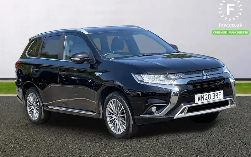 Used Mitsubishi Outlander P-HEV 224 HP (164 kW) 2020 Estate
