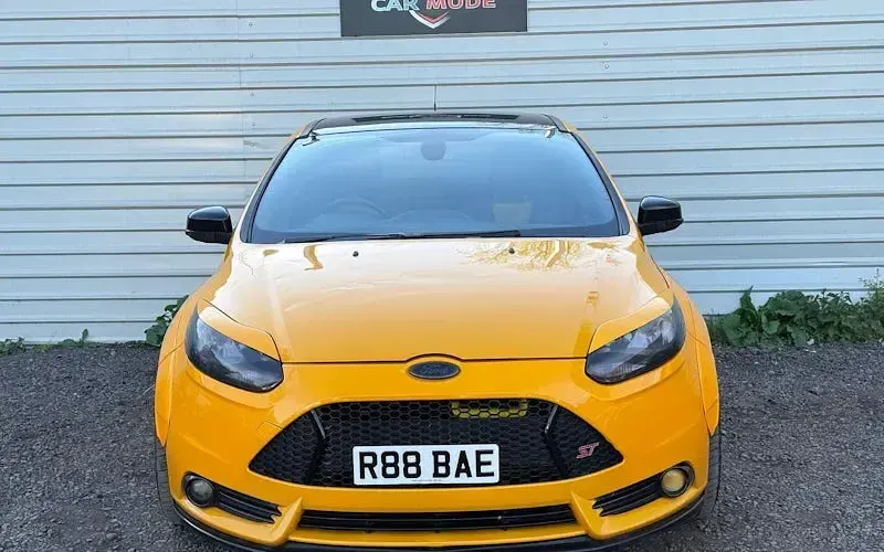 Used Ford Focus ST 250 HP (183 kW) 2014 Hatchback