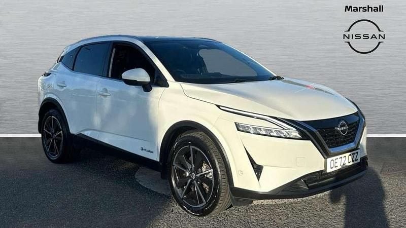 White Used 2022 Nissan Qashqai Tekna SUV | £24,309 (Fair price) - Image 1/4