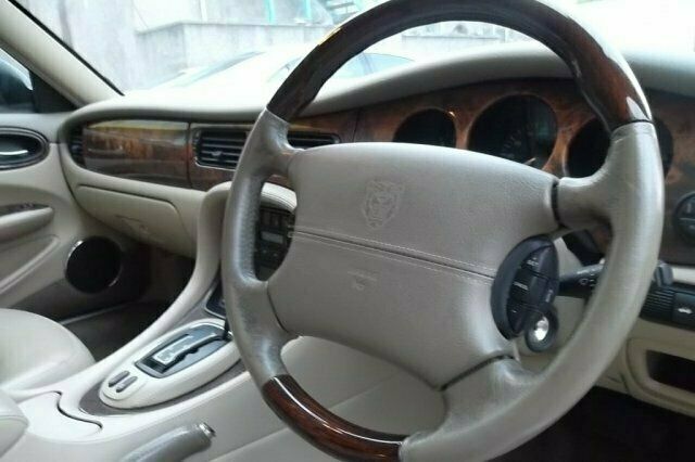 Used Jaguar XJ 290 HP (213 kW) 2001 Sedan
