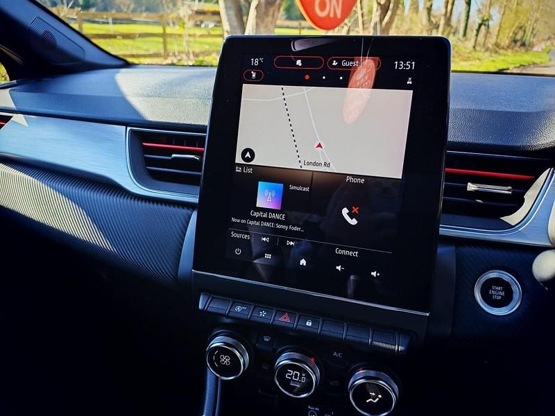 Second-hand Renault Captur R.S. 140 CP (102 kW) 2023 Negru SUV