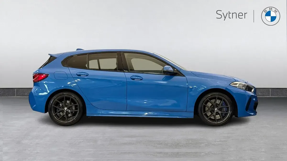 Used BMW 118 M Sport 138 HP (101 kW) 2020 Blue Hatchback