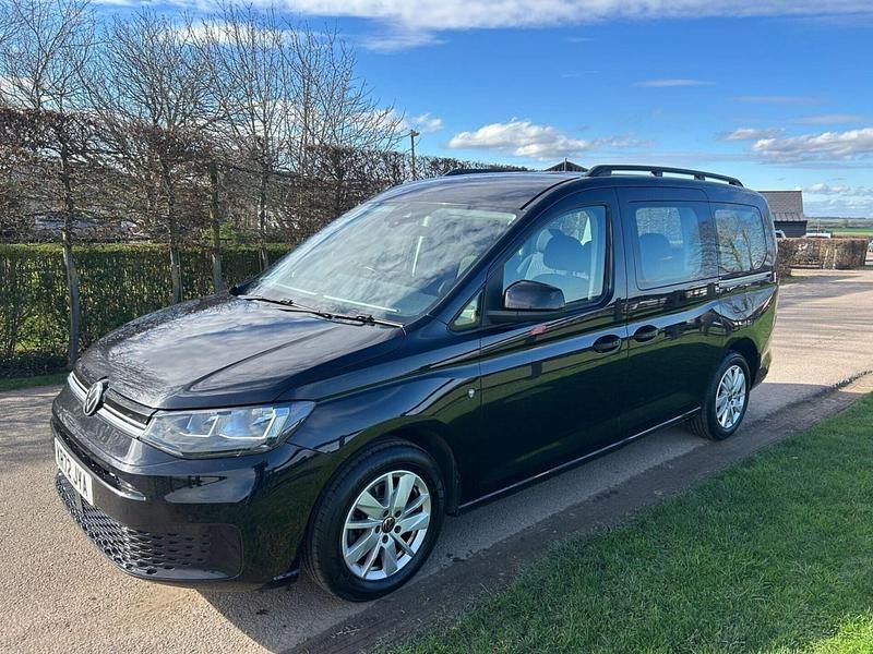 Used VW Caddy Maxi Life 122 HP (89 kW) 2022 Black MPV