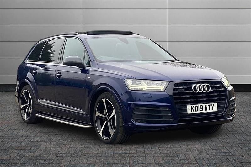 Used Audi Q7 Black Edition 286 HP (210 kW) 2019 Blue SUV