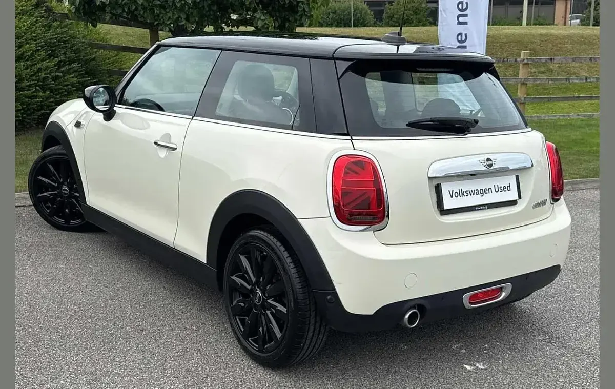 Used Mini Cooper Countryman Exclusive 134 HP (98 kW) 2020 White SUV