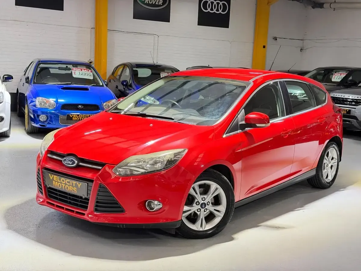 Used Ford Focus Zetec 2013 Red Hatchback