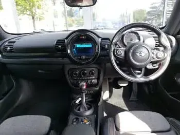 Used Mini Cooper Clubman 192 HP (141 kW) 2018 Red Estate