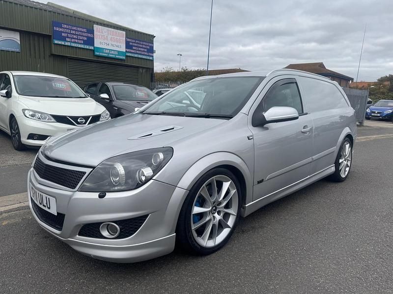 Silver Used 2011 Vauxhall Astra Sportive Van | £6,250 (Expensive) - Image 1/4