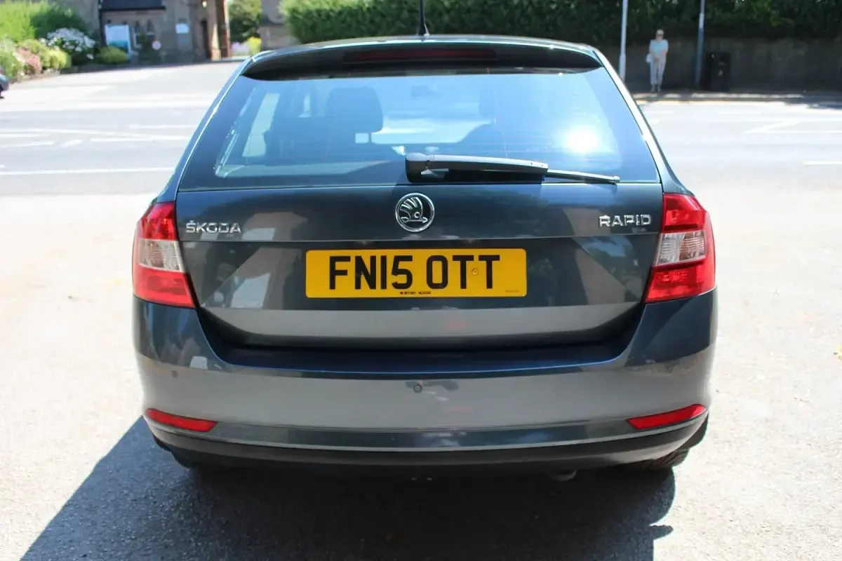 Used Skoda Rapid SE 88 HP (64 kW) 2015 Grey Hatchback