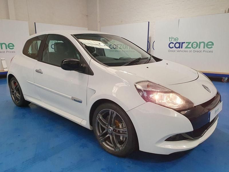 White Used 2011 Renault Clio II Hatchback | £5,999 (Fair price) - Image 1/4
