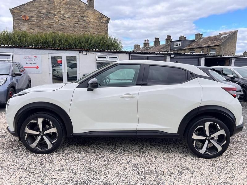 Begagnad Nissan Juke N-Connecta 2020 Vit SUV