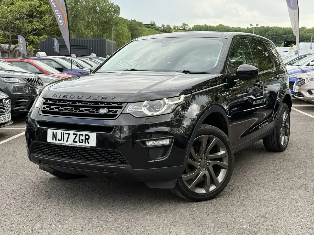 Used Land Rover Discovery Sport HSE Luxury 180 HP (132 kW) 2017 Black SUV