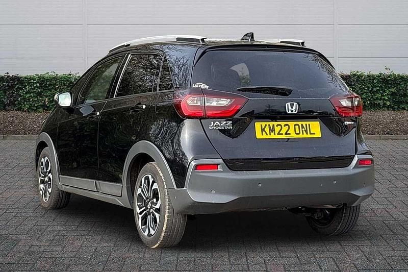 Second-hand Honda Jazz Hybrid 109 CP (80 kW) 2022 Negru Hatchback