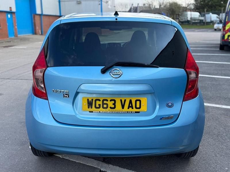 Used Nissan Note Acenta Premium 90 HP (66 kW) 2013 Blue Hatchback