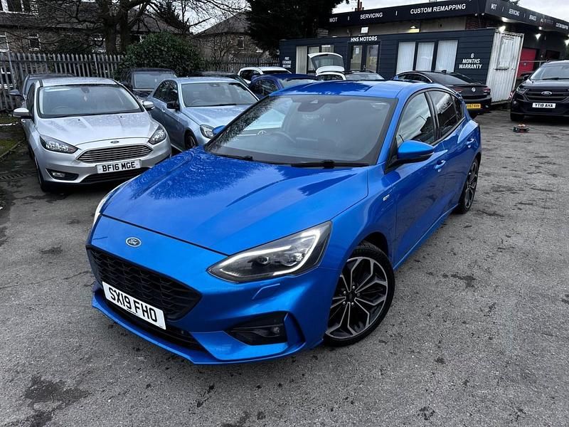 Used Ford Focus ST-Line X 118 HP (86 kW) 2019 Blue Hatchback