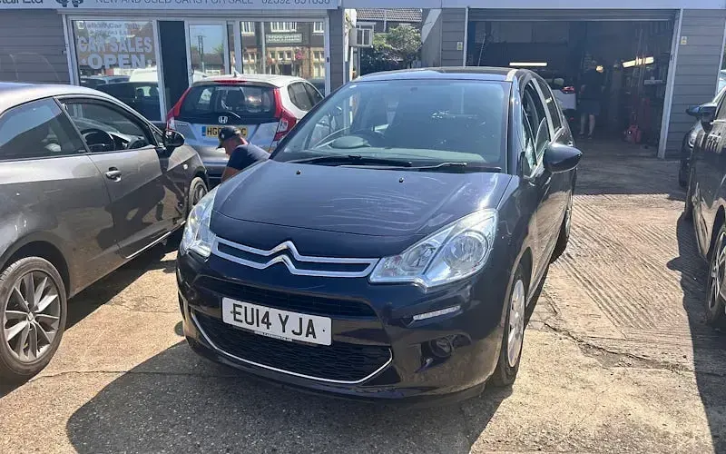Used Citroën C3 VTR Sport 70 HP (51 kW) 2014 Hatchback