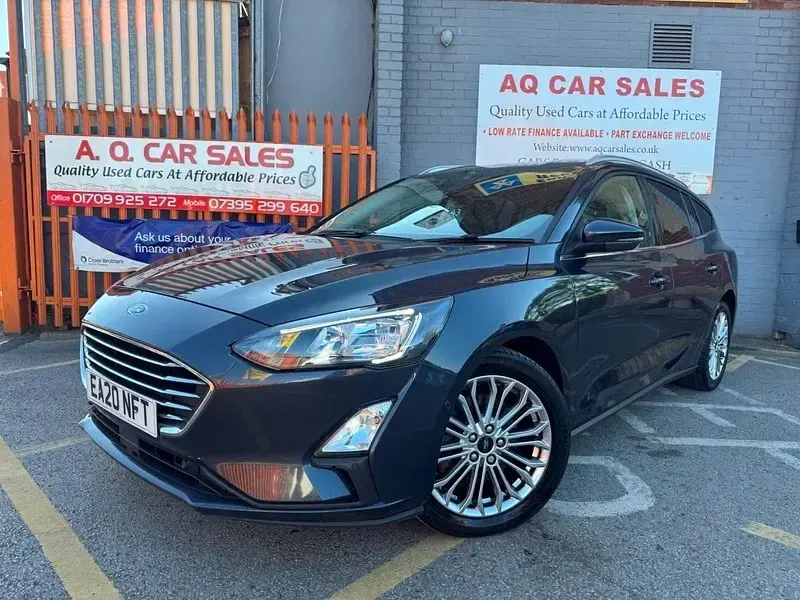 Used Ford Focus Titanium X 120 HP (88 kW) 2020 Blue Estate