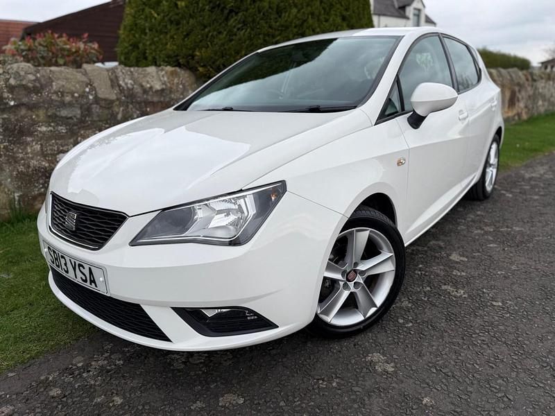 Used Seat Ibiza 85 HP (62 kW) 2013 White Hatchback