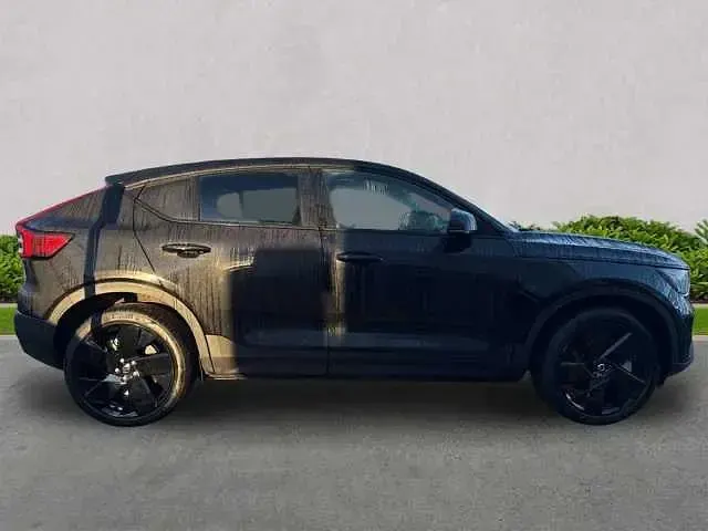 Usado Volvo EC40 Performance 325 kW (442 HP) 2025 Preto SUV