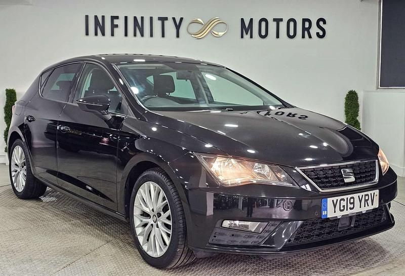 Black Used 2019 Seat Leon SE Dynamic Hatchback | £11,250 (Fair price) - Image 1/4