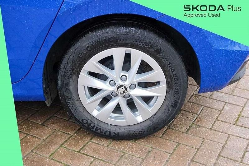 Used Skoda Fabia Comfort 79 HP (58 kW) 2022 Energy blue Hatchback