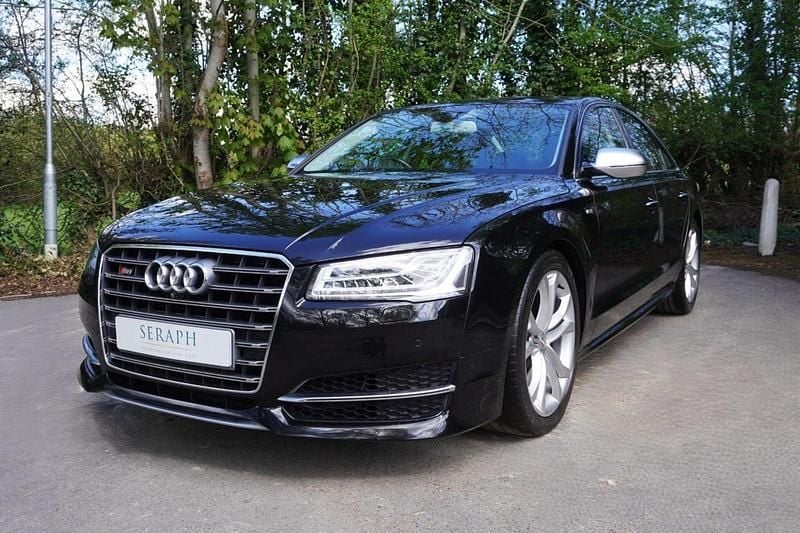 Used Audi S8 Comfort 520 HP (382 kW) 2016 Black Sedan