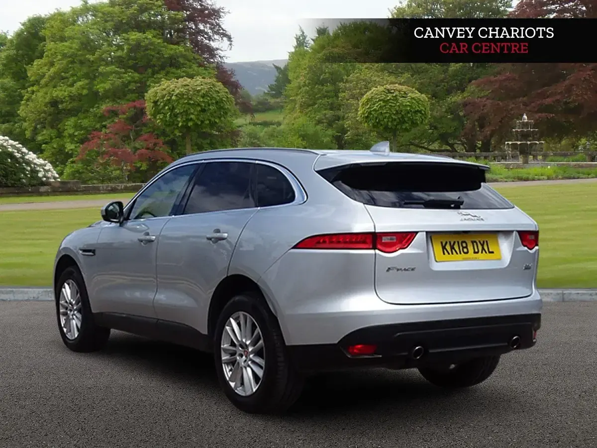 Used Jaguar F-Pace Portfolio 240 HP (176 kW) 2018 Silver SUV
