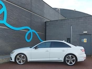 Used Audi A4 Black Edition 150 HP (110 kW) 2019 White Sedan