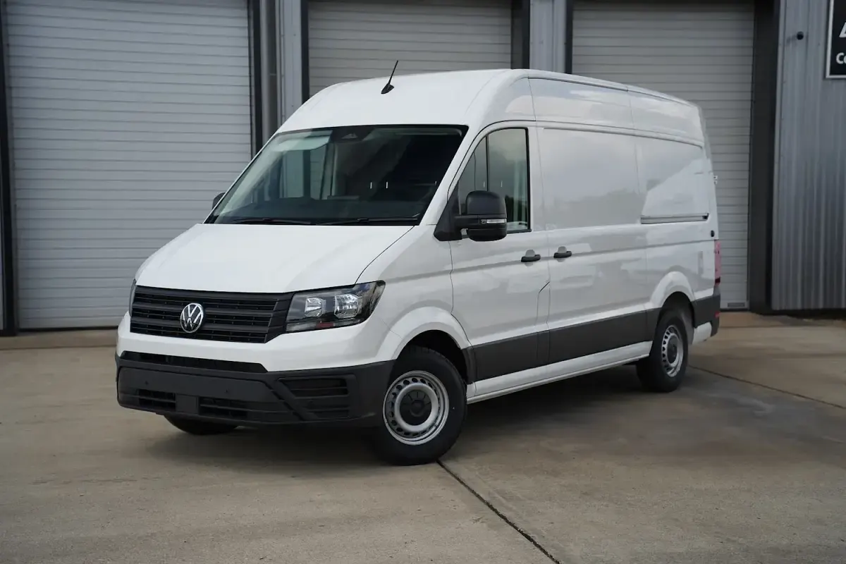 New VW Crafter 140 HP (102 kW) 2026 Van