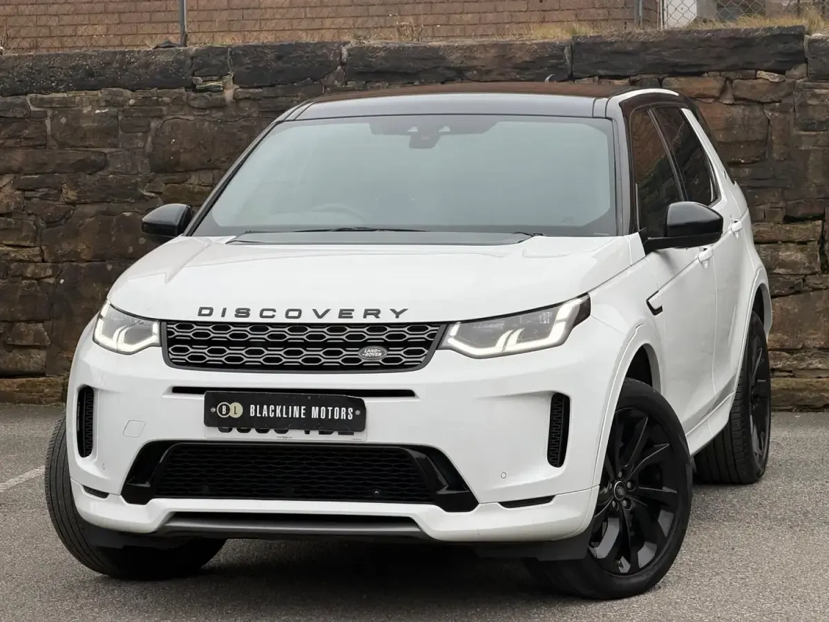 Used Land Rover Discovery 5 SE Dynamic 2019 White SUV
