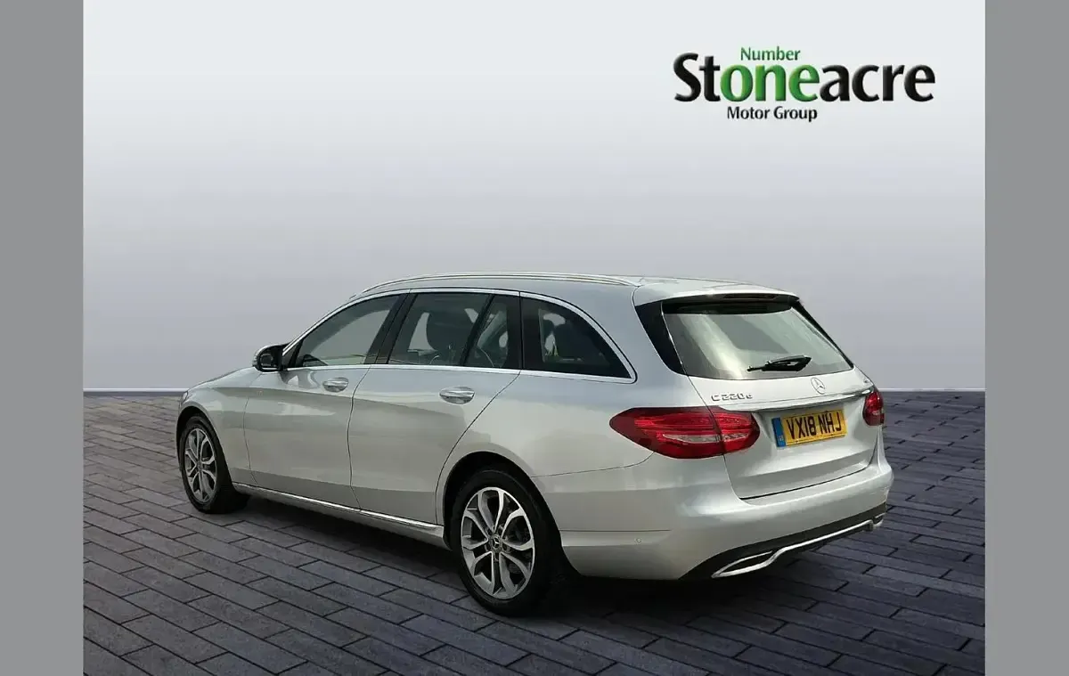 Used Mercedes C220 Premium 168 HP (123 kW) 2018 Silver Estate