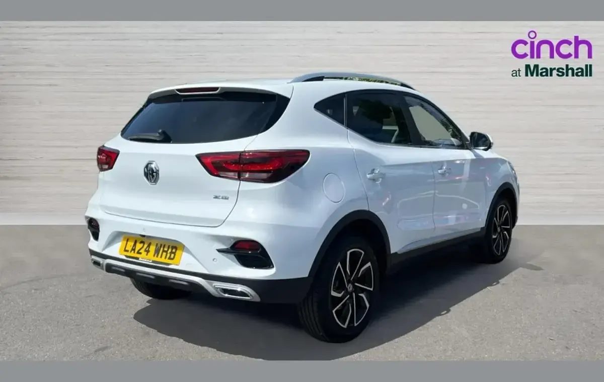 Used MG ZS Exclusive 111 HP (81 kW) 2024 White SUV