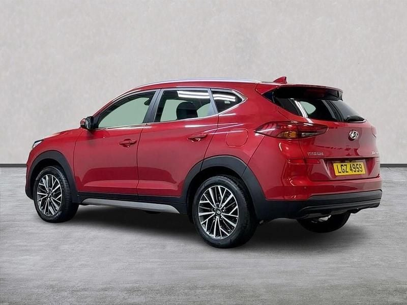 Used Hyundai Tucson Premium 132 HP (97 kW) 2018 Red SUV