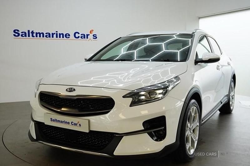 White Used 2021 Kia XCeed 2 SUV | £14,290 (Fair price) - Image 1/1