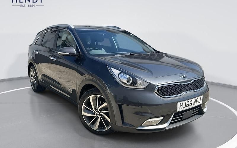 Used 2017 Kia Niro First Edition SUV | £14,249 (Fair price) - Image 1/4