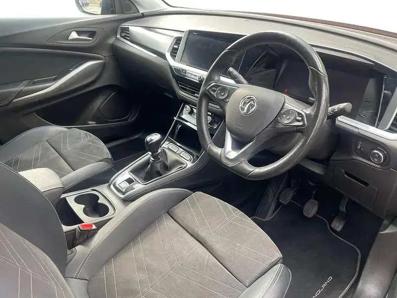 Second-hand Vauxhall Grandland X Ultimate 2023 Roșu SUV