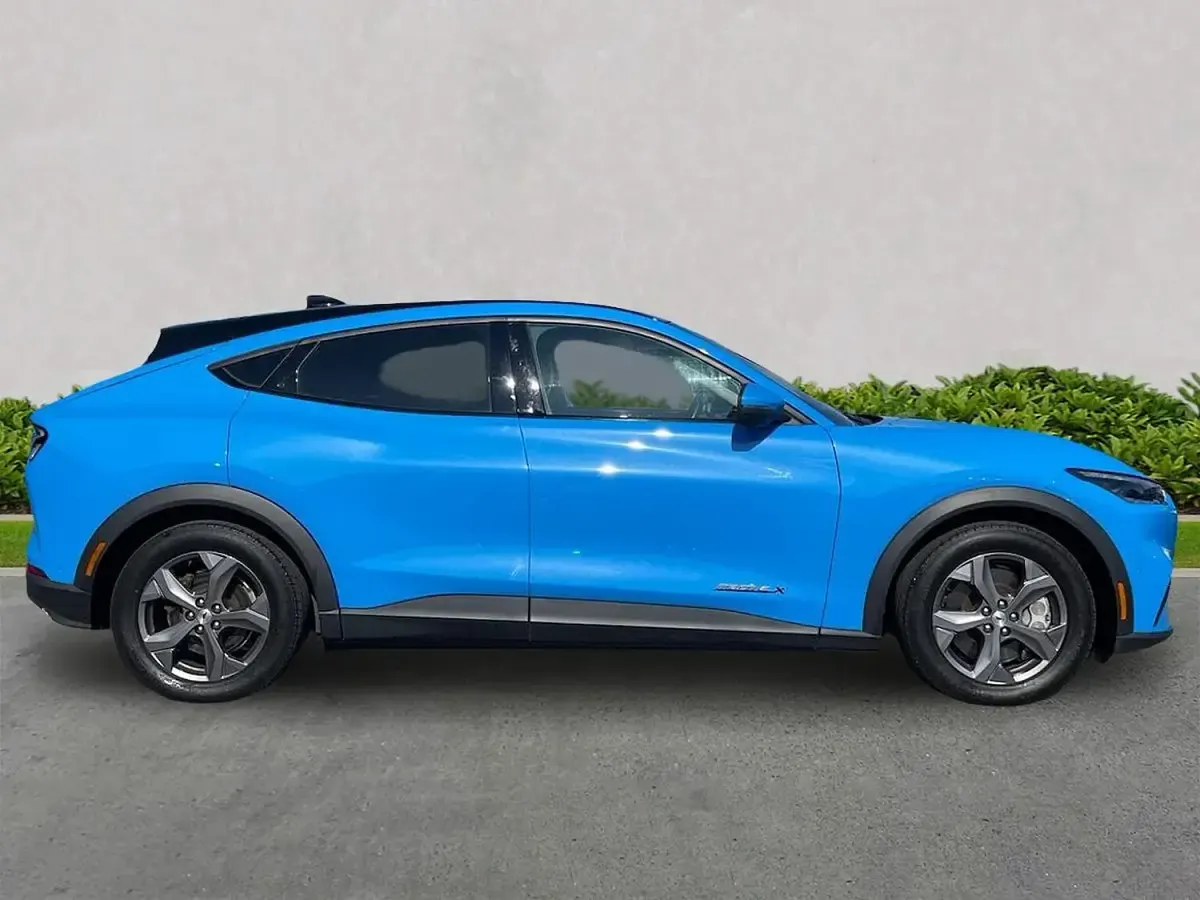 Used Ford Mustang Extended Range 294 HP (216 kW) 2023 Blue SUV