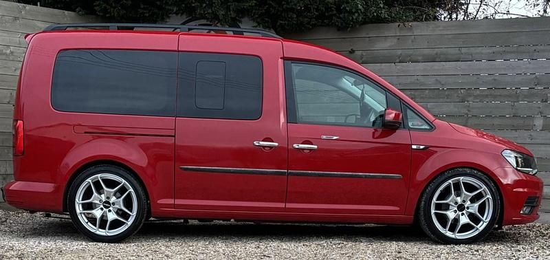 Used VW Caddy Maxi 2018 Red MPV