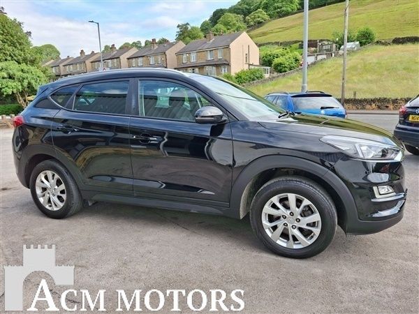 Black Used 2019 Hyundai Tucson SE SUV | £12,480 (Fair price) - Image 1/4
