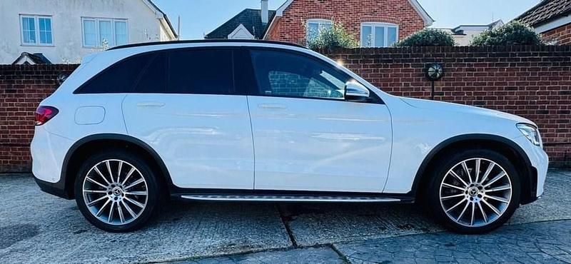 Used Mercedes GLC300 AMG line 2020 White SUV