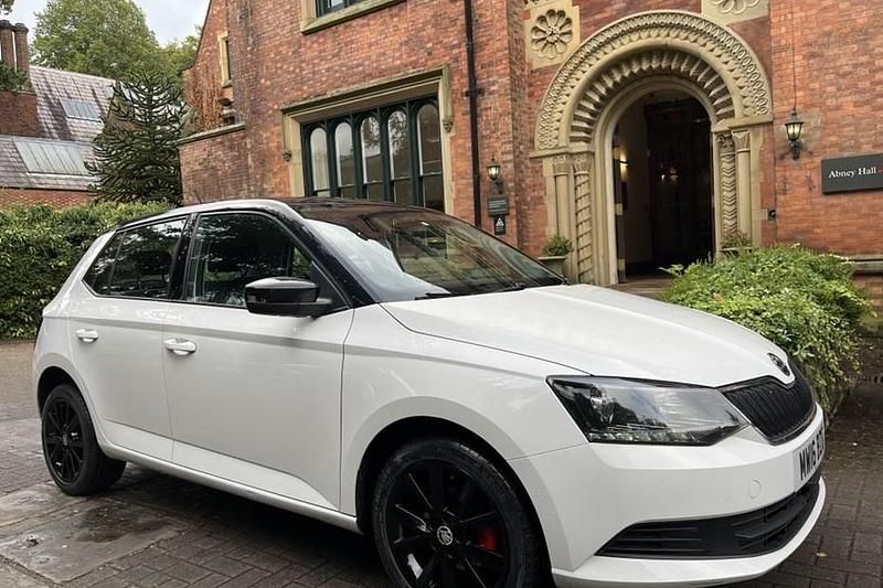White Used 2016 Skoda Fabia Colour Edition Hatchback | £8,681 (Fair price) - Image 1/1