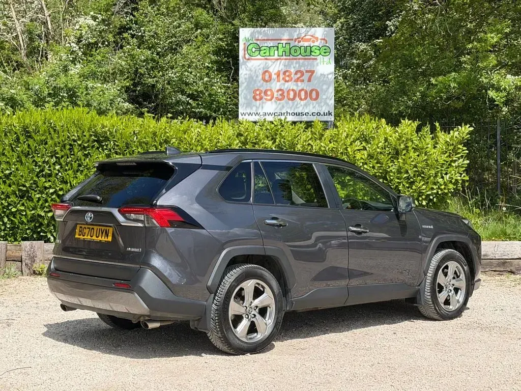 Used Toyota RAV4 218 HP (160 kW) 2020 Grey SUV