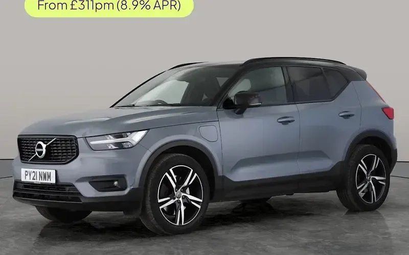 Used Volvo XC40 R-Design 211 HP (155 kW) 2021 SUV