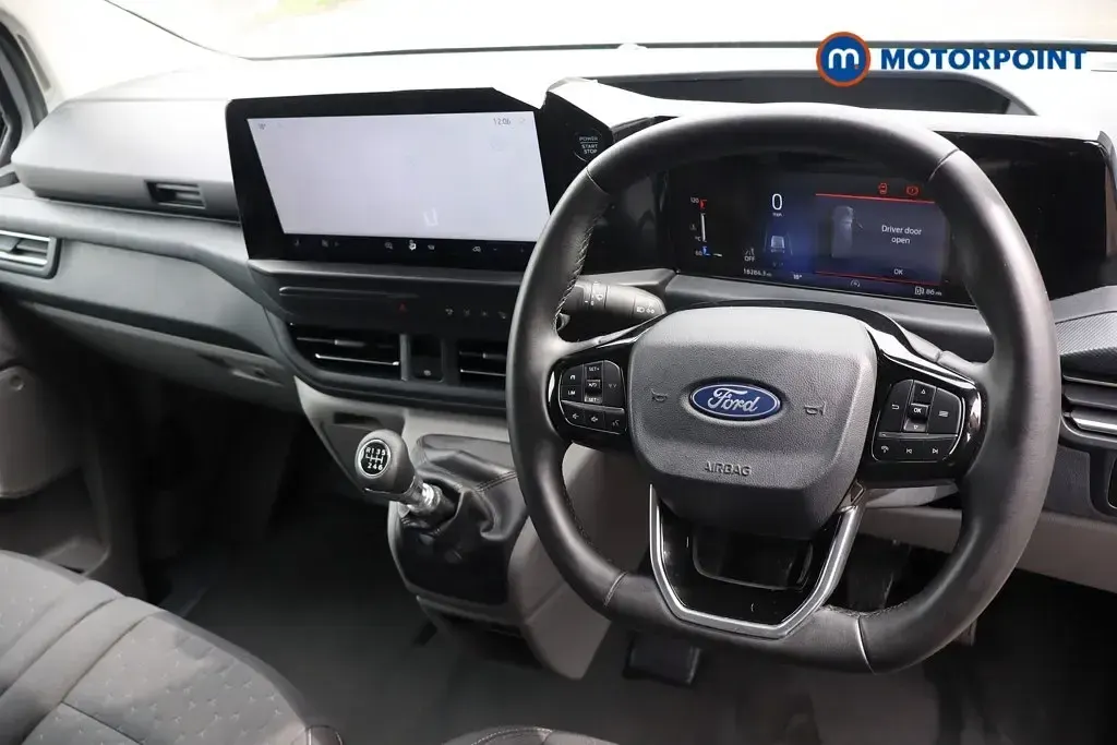 Usado Ford Transit Custom Limited 136 HP (100 kW) 2024 Prateado Van