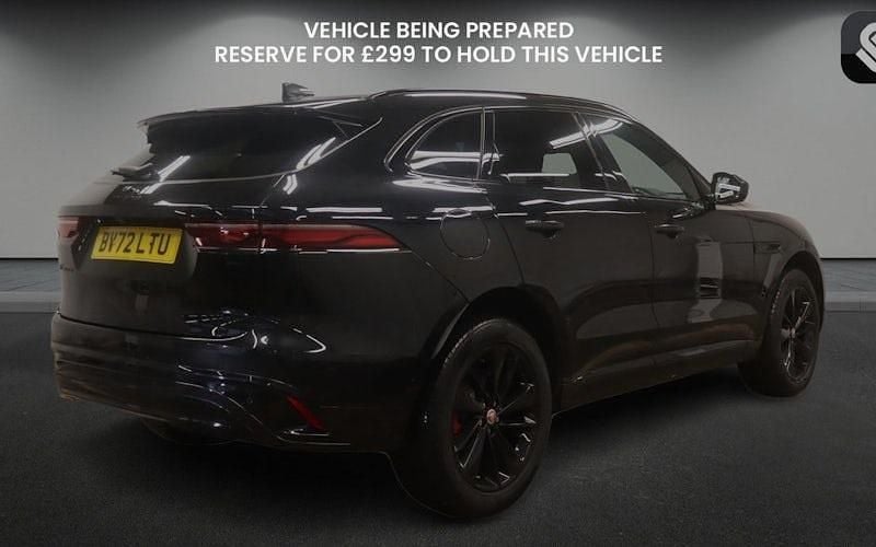 Used Jaguar F-Pace R-Dynamic 204 HP (150 kW) 2022 Santorini black SUV